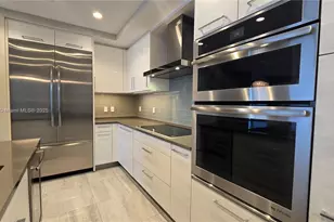 100 E Las Olas Blvd, Fort Lauderdale, FL 33301 - Photo 5