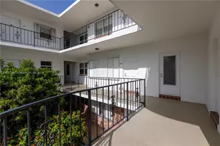 2340 NE 9th St, Fort Lauderdale, FL 33304 - Photo 19