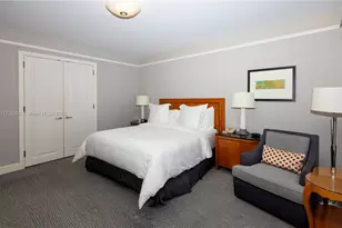 1435 Brickell Ave, Miami, FL 33131 - Photo 11