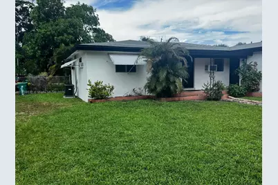 226 SW 6th St #A, Dania Beach, FL 33004 - Photo 13