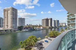 19390 Collins Ave, Sunny Isles Beach, FL 33160 - Photo 11