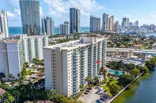 19390 Collins Ave, Sunny Isles Beach, FL 33160 - Photo 9