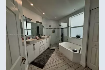 2602 Augusta Dr, Homestead, FL 33035 - Photo 25