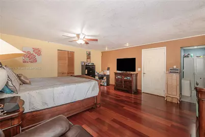 6640 NW 21st Ct, Sunrise, FL 33313 - Photo 13