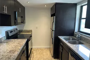 2050 N Congress Ave, West Palm Beach, FL 33401 - Photo 3