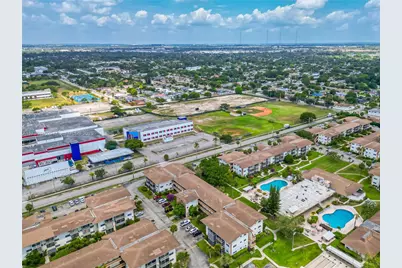 16801 NE 13th Ave #101, Miami, FL 33162 - Photo 5