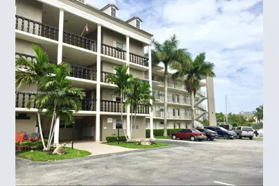 440 Paradise Isle Blvd #406, Hallandale Beach, FL 33009 - Photo 1