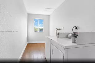 121 NE 55th St, Miami, FL 33137 - Photo 3