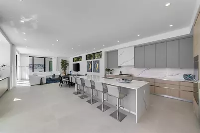 6830 SW 104th St, Pinecrest, FL 33156 - Photo 11