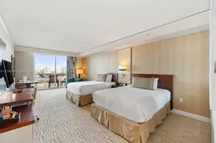 18001 Collins Ave, Sunny Isles Beach, FL 33160 - Photo 9