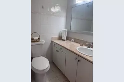 100 Lincoln Rd #821, Miami Beach, FL 33139 - Photo 11