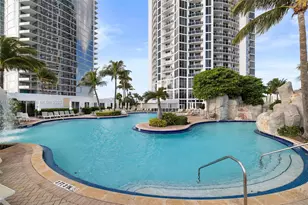 18001 Collins Ave, Sunny Isles Beach, FL 33160 - Photo 27