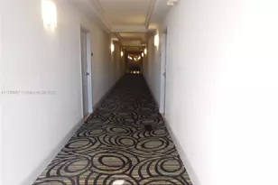 401 69th St, Miami Beach, FL 33141 - Photo 5