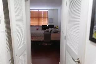 401 69th St, Miami Beach, FL 33141 - Photo 7