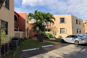 10249 NW 9th St Cir, Miami, FL 33172 - Photo 1