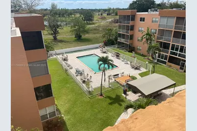 3050 E Sunrise Lakes Dr #324, Sunrise, FL 33322 - Photo 27