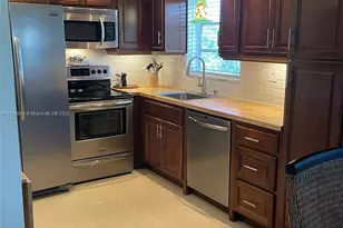 3050 E Sunrise Lakes Dr, Sunrise, FL 33322 - Photo 5