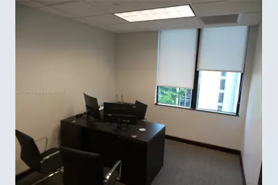 1000 Brickell Ave #610, Miami, FL 33131 - Photo 15