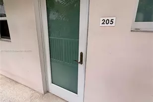 1420 Pennsylvania Ave, Miami Beach, FL 33139 - Photo 21