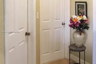 800 NW 176th Terrace, Miami Gardens, FL 33169 - Photo 7