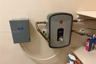 8317 SW 137th Ave, Miami, FL 33183 - Photo 35