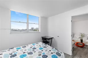 2821 NE 163th St, North Miami Beach, FL 33160 - Photo 19