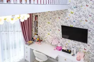 1800 S Ocean Dr, Hallandale Beach, FL 33009 - Photo 47