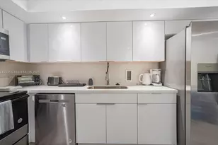 4001 S Ocean Dr, Hollywood, FL 33019 - Photo 13