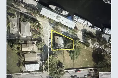 325 NW 7th Ave, Miami, FL 33128 - Photo 3