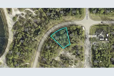 424 Behring St, Lehigh Acres, FL 33974 - Photo 1