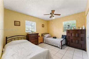 8100 SW 95th Ct, Miami, FL 33173 - Photo 17