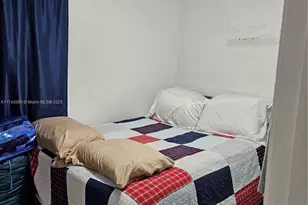 1260 NW 4th St, Miami, FL 33125 - Photo 13