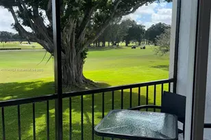 9200 N Hollybrook Lake Dr, Pembroke Pines, FL 33025 - Photo 21