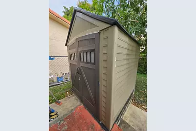 [Address not provided], Hialeah, FL 33012 - Photo 21