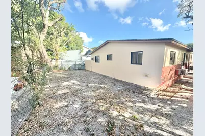 1869 NW Flagler Ter, Miami, FL 33125 - Photo 17