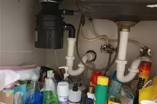 9755 NW 52nd St, Doral, FL 33178 - Photo 37