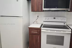 3750 NE 170th St, North Miami Beach, FL 33160 - Photo 11