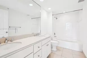 2000 N Bayshore Dr, Miami, FL 33137 - Photo 25