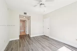 2000 N Bayshore Dr, Miami, FL 33137 - Photo 23