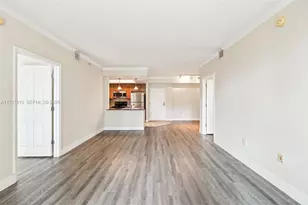 2000 N Bayshore Dr, Miami, FL 33137 - Photo 11