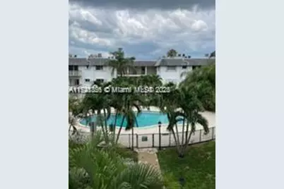 15201 NE 6th Ave #C302, Miami, FL 33162 - Photo 3