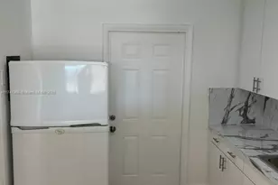 15201 NE 6th Ave, Miami, FL 33162 - Photo 11