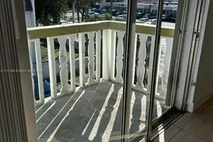 15201 NE 6th Ave, Miami, FL 33162 - Photo 27