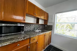 830 W 40th St, Miami Beach, FL 33140 - Photo 37