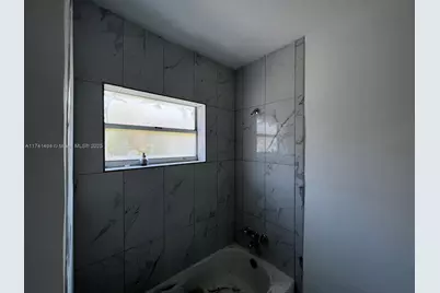 830 W 40th St, Miami Beach, FL 33140 - Photo 51