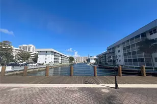 3750 NE 170th St, North Miami Beach, FL 33160 - Photo 23