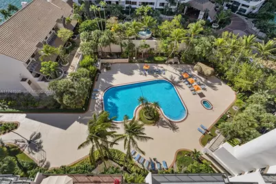 540 Brickell Key Dr #1519, Miami, FL 33131 - Photo 19