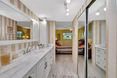 4000 NW 44th Ave #405, Lauderdale Lakes, FL 33319 - Photo 21