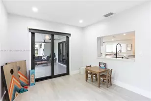 19421 NE 18th Ct, Miami, FL 33179 - Photo 21