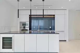 300 Biscayne Blvd Way, Miami, FL 33131 - Photo 19